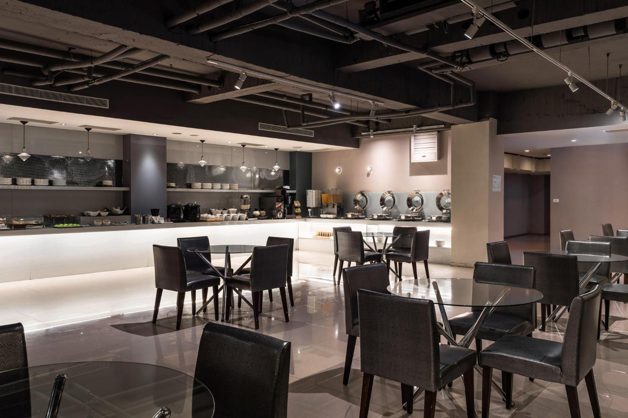 The Riverside Hotel Esthetics Kaohsiung Luaran gambar